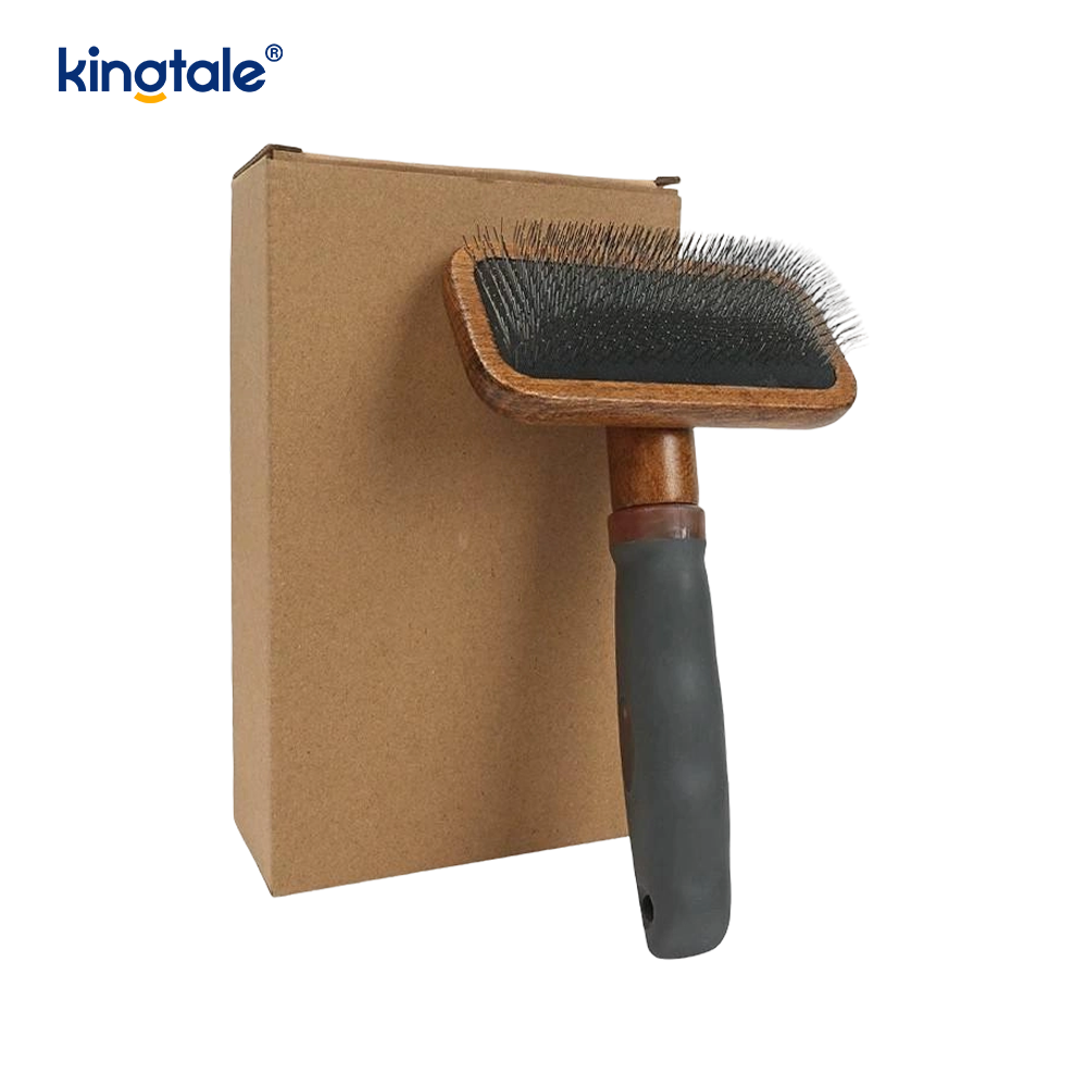 Pin Baja Tahan Karat Sisir Hewan Peliharaan Tubuh Kayu Beech